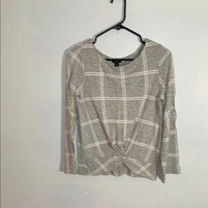 Gray Plaid Long Sleeve Top